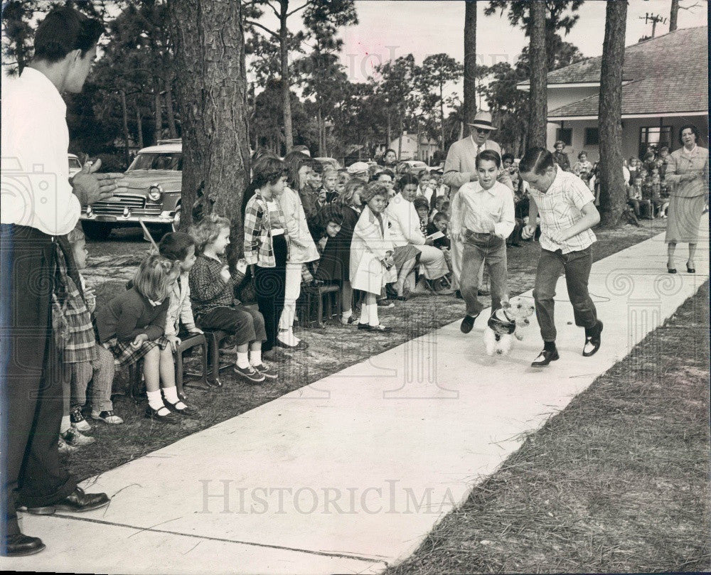 1959 St. Petersburg, Florida Times Safety Dog Miss Reader Press Photo - Historic Images