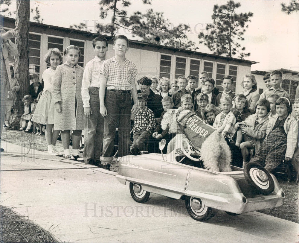 1959 St. Petersburg, Florida Times Safety Dog Miss Reader Press Photo - Historic Images