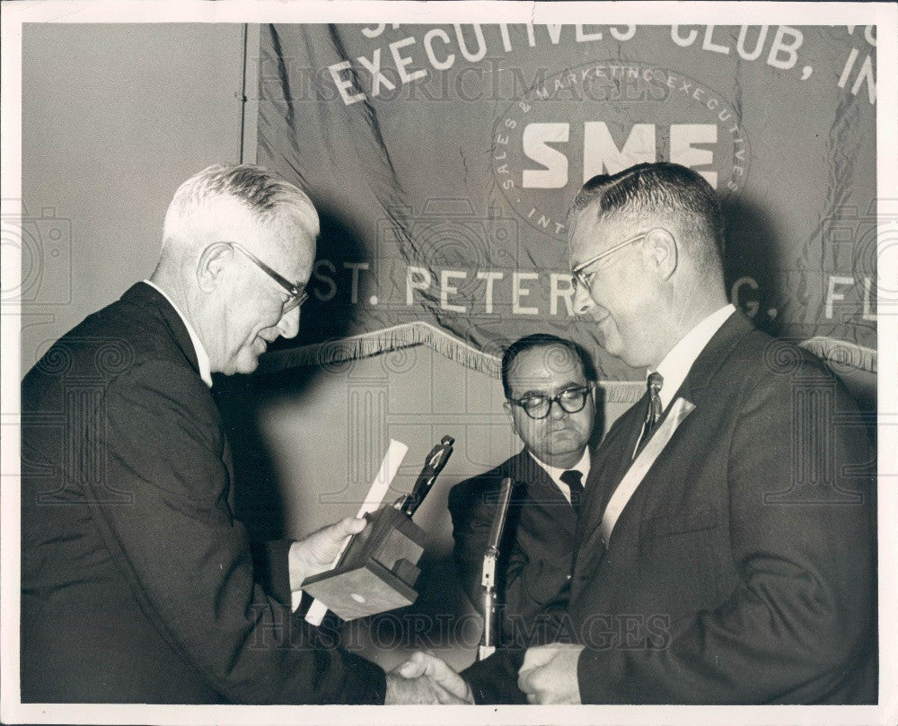 1965 St. Petersburg, Florida Times Top Salesmen Press Photo - Historic Images