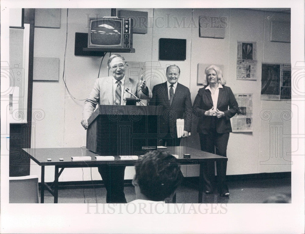 1980 St Petersburg FL Times Pulitzer Prize Winners Stafford &amp; Orsini Press Photo - Historic Images