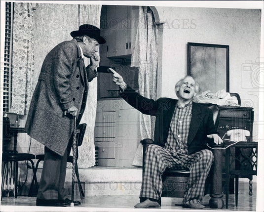 1975 Hollywood Actors Michael Fox & Hans Conried Press Photo - Historic Images