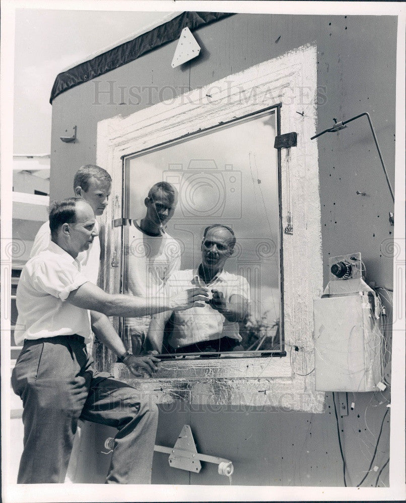 1965 Univ of Florida, Gainesville Solar Energy Expert Erich Farber Press Photo - Historic Images