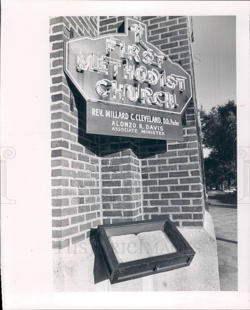 1963 St. Petersburg Florida First Methodist Church Bible Press Photo - Historic Images