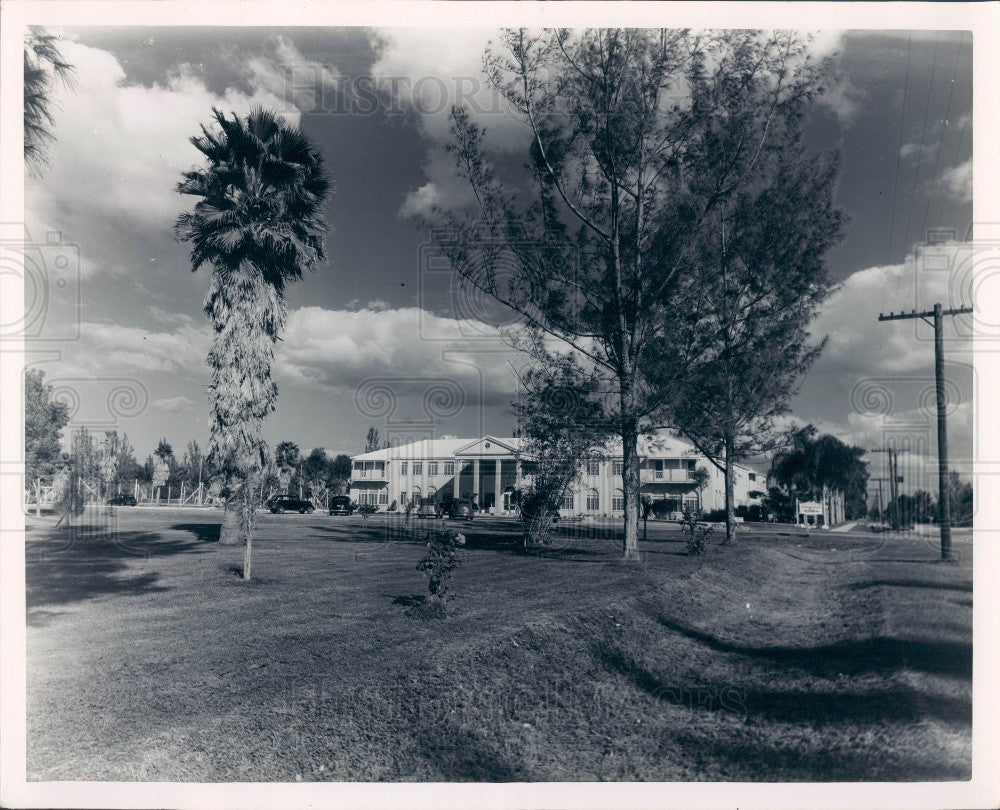 Undated Clewiston, Florida US Sugar Corp Clewiston Inn Press Photo - Historic Images