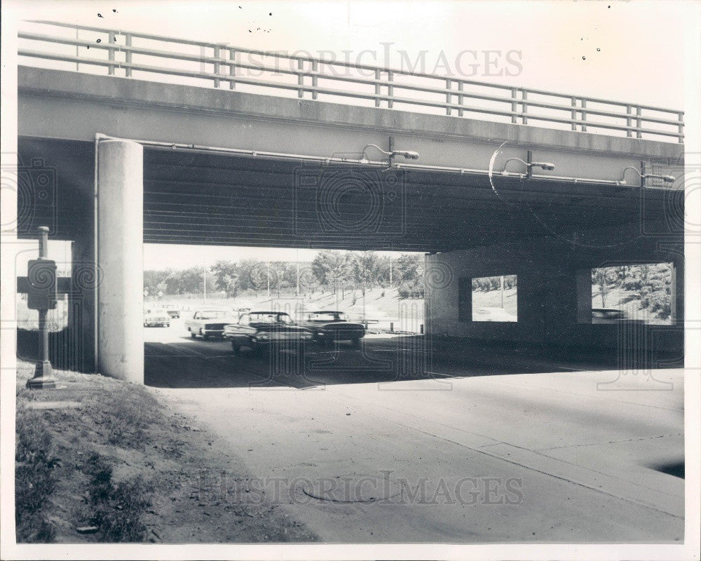 1962 Chicago IL Congress Expressway Radar Sensors Monitor Traffic Press Photo - Historic Images