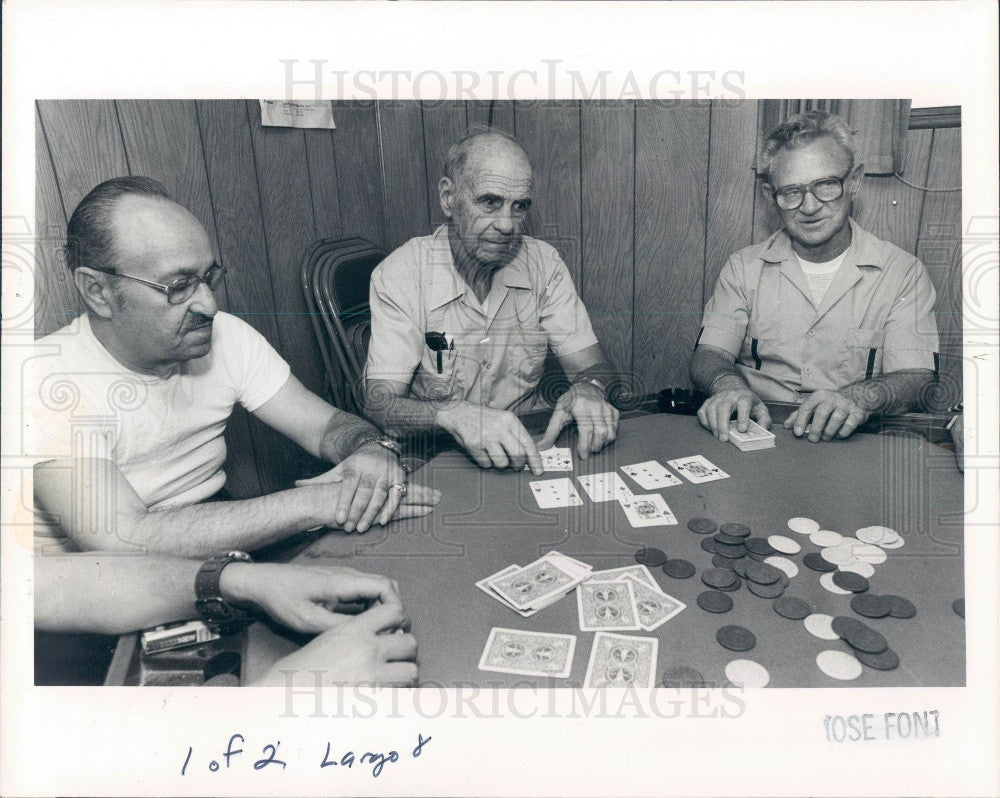 1984 Largo, Florida Largo 8, Senior Citizens Arrested for Gambling Press Photo - Historic Images