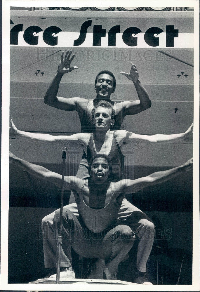 1981 Chicago, Illinois Free Street Theater Press Photo - Historic Images