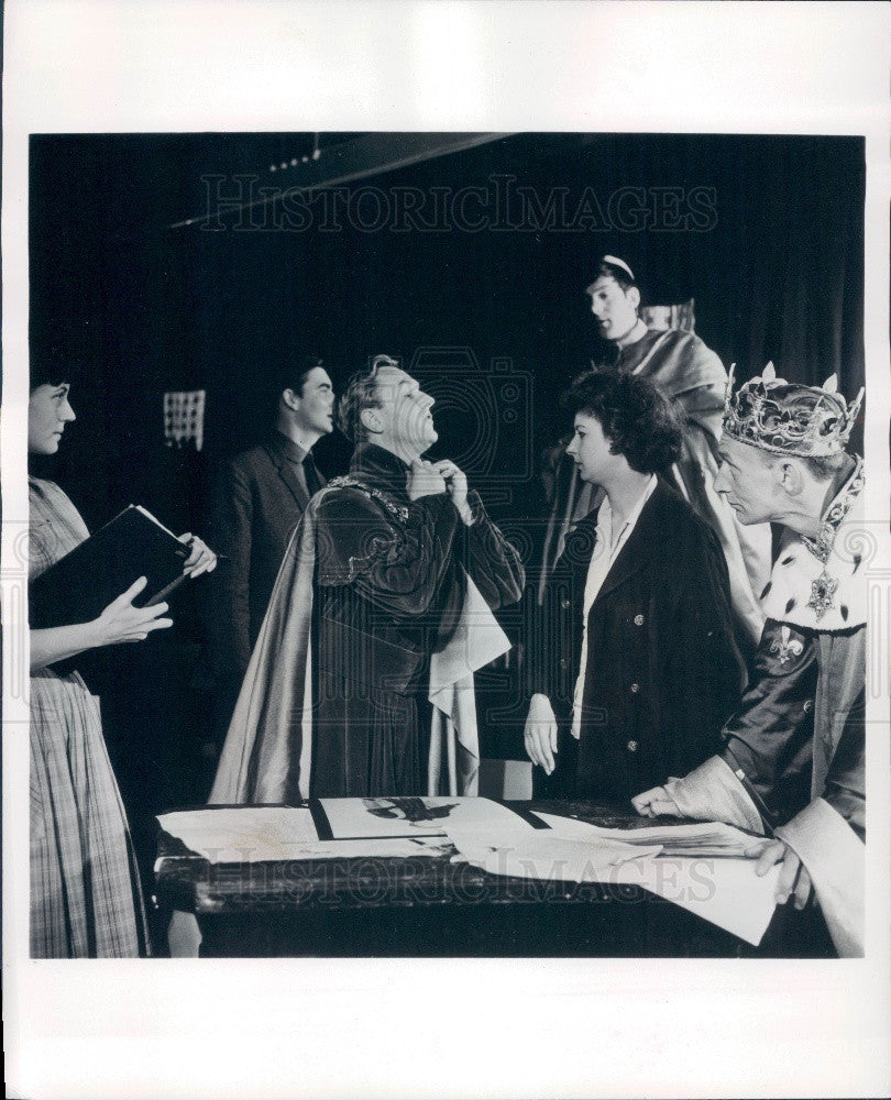 Undated Chicago, Illinois Shakespeare at Ravinia Performers Press Photo - Historic Images