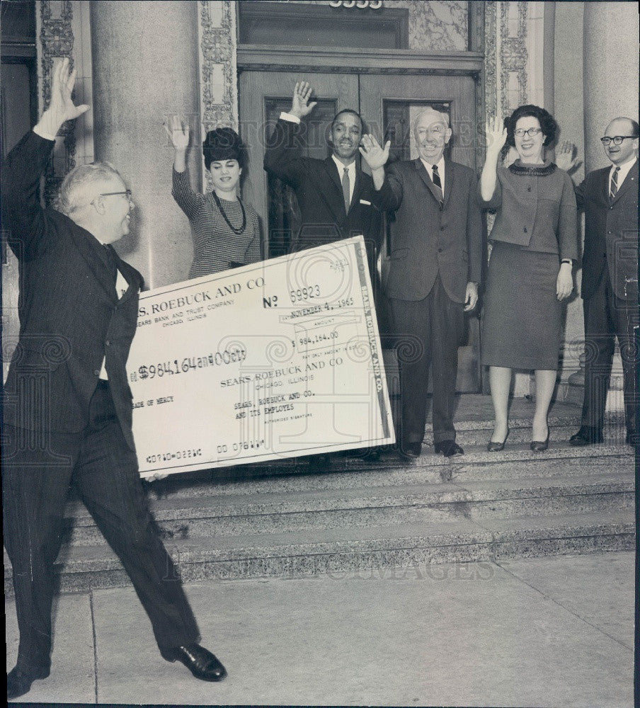 1965 Chicago, Illinois Crusade of Mercy Fund Drive Press Photo - Historic Images