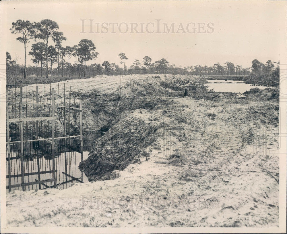 1948 FL Lake Seminole Long Bayou Dam N Dike Construction Press Photo - Historic Images