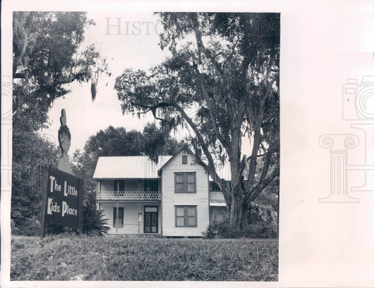 1974 Brooksville, Florida The Little Kids Place Press Photo - Historic Images