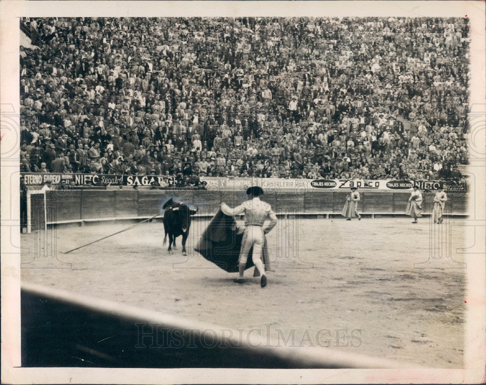 1949 Mexico Bullfight Press Photo - Historic Images