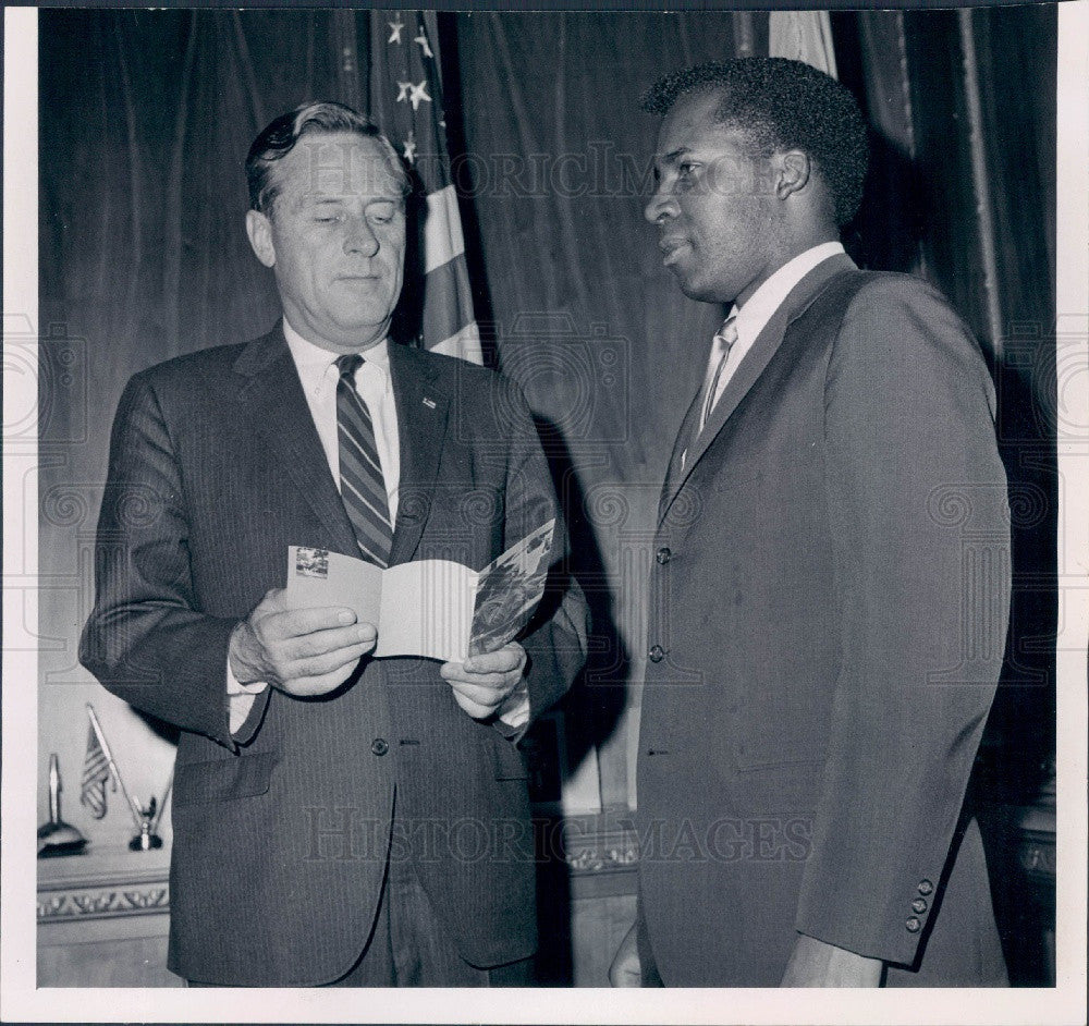 1968 CO Gov John Love &amp; United Negro College Fund Director Mason Press Photo - Historic Images