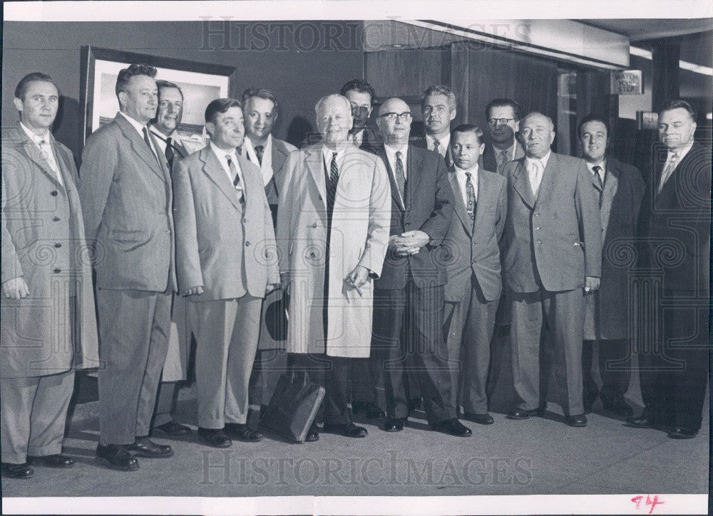 1959 Detroit Edison President Harvey Bumgardner Press Photo - Historic Images