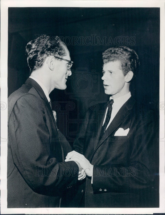 1962 Pianist Van Cliburn & Don Feder Press Photo - Historic Images