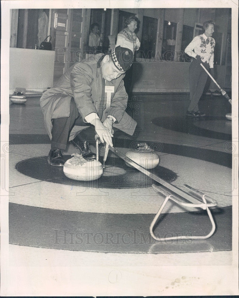 1961 Chicago IL Curling Saddle &amp; Cycle Club Invitational Bonspiel Press Photo - Historic Images