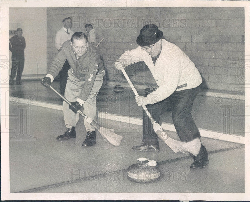 1962 Chicago, Illinois Curling Exmoor Country Club Press Photo - Historic Images