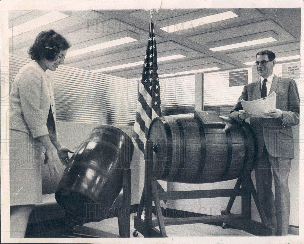 1968 Chicago, Illinois Jury Selection Process Press Photo - Historic Images