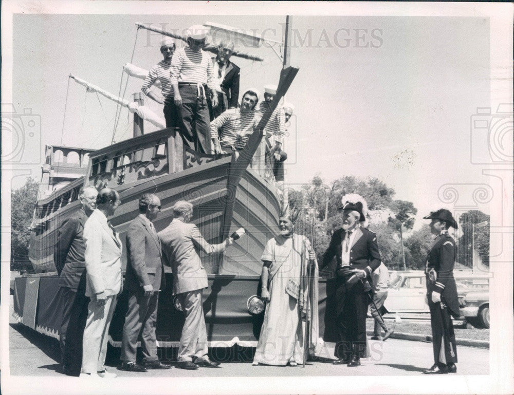 1971 Sarasota, Florida King Neptune Frolics Parade Float Water Gypsy Press Photo - Historic Images