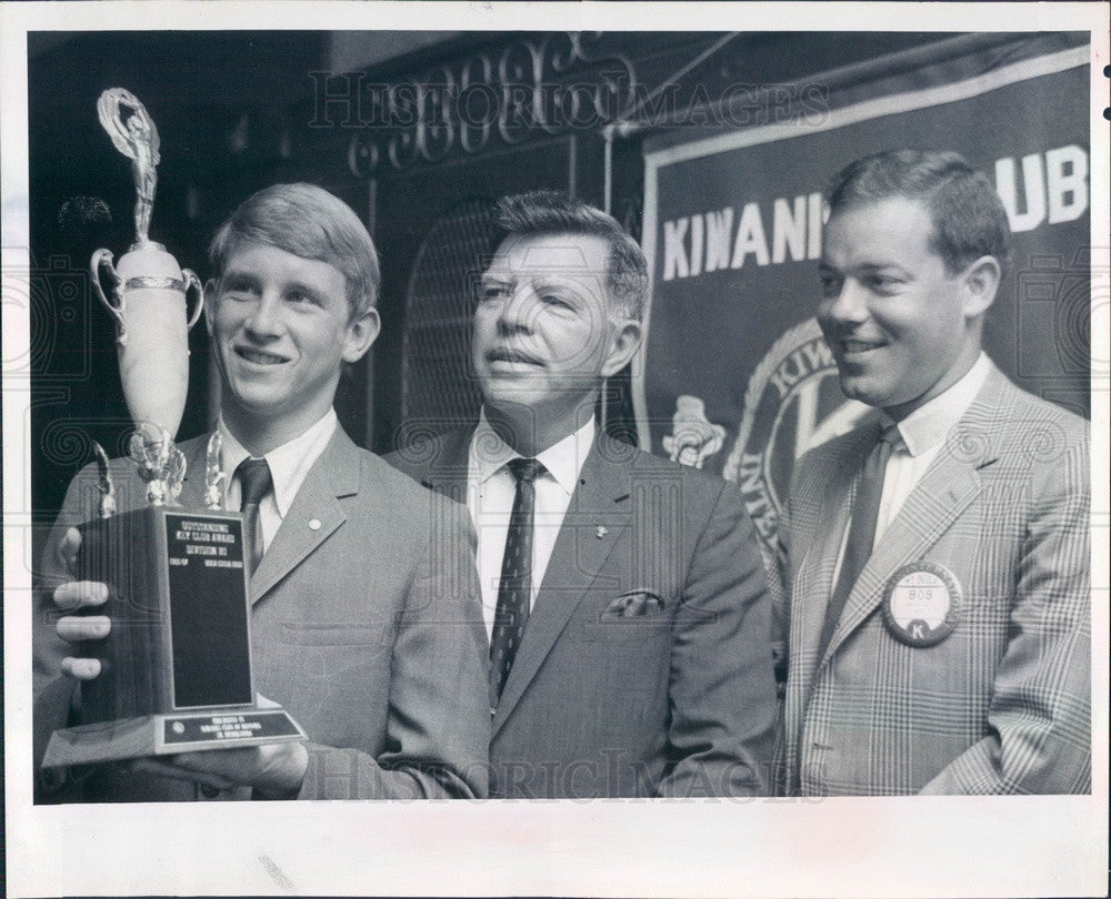 1967 St. Petersburg FL Boca Ciega HS Kiwanis Club/Key Club Award Press Photo - Historic Images