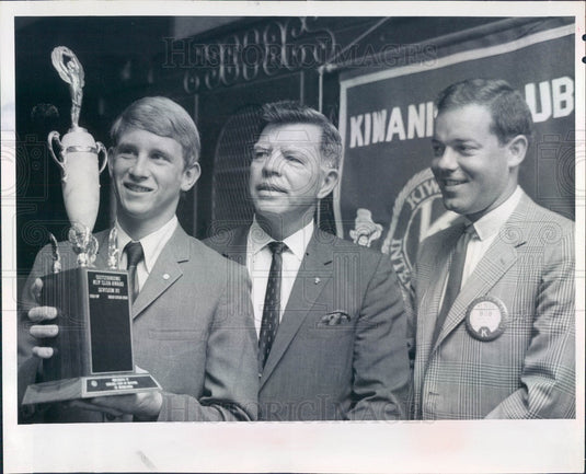 1967 St. Petersburg FL Boca Ciega HS Kiwanis Club/Key Club Award Press Photo - Historic Images