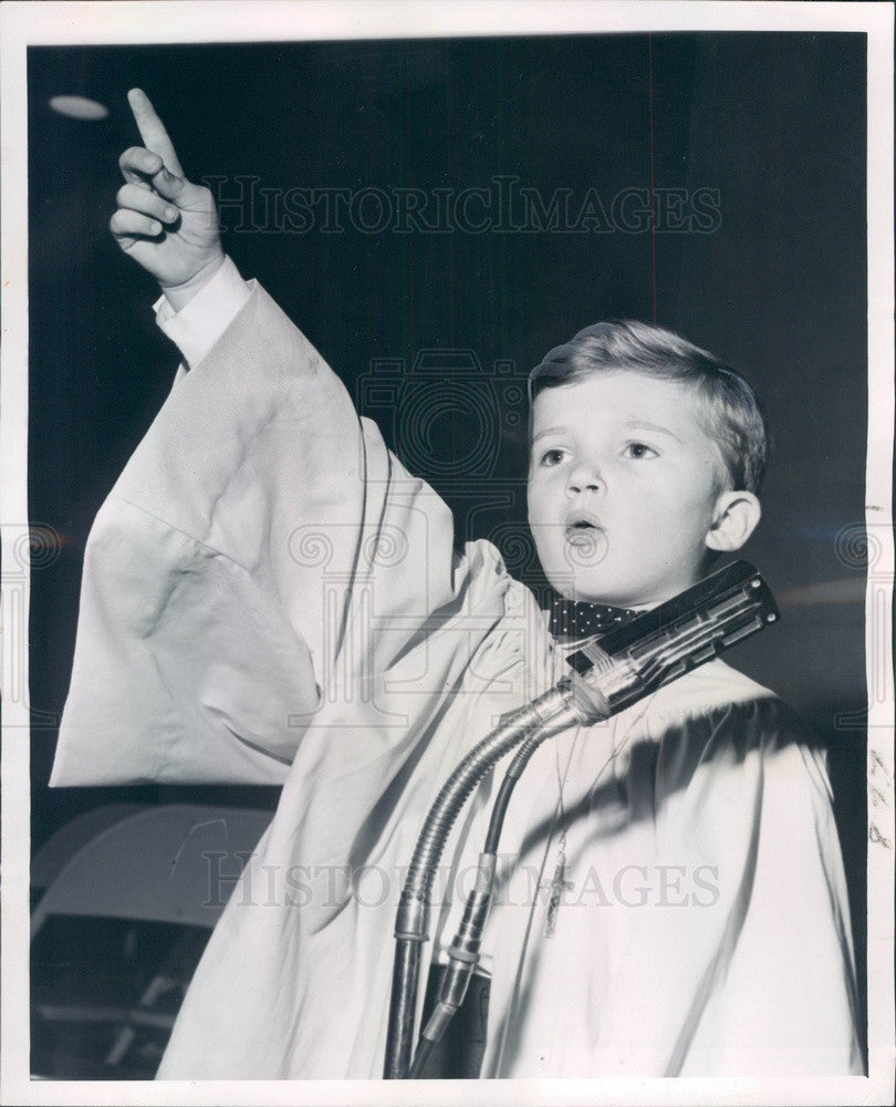 1960 Young Evangelist James Jeep Reineke Press Photo - Historic Images