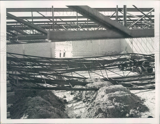 1957 St. Petersburg Florida Sunshine Bowling Alley Roof Fell In Press Photo - Historic Images