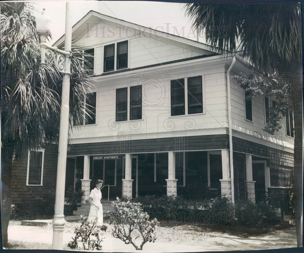 Undated St. Petersburg Florida Sunlight Apartments Press Photo - Historic Images