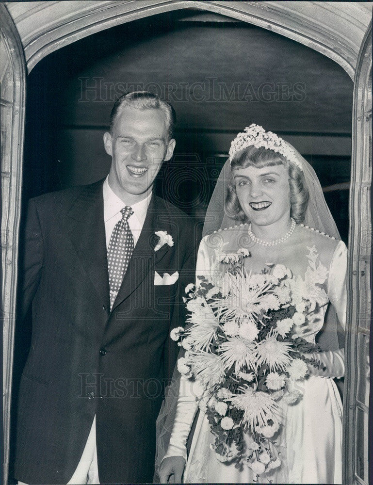 1948 Chicago, Illinois Mr. &amp; Mrs. James McMahon Press Photo - Historic Images