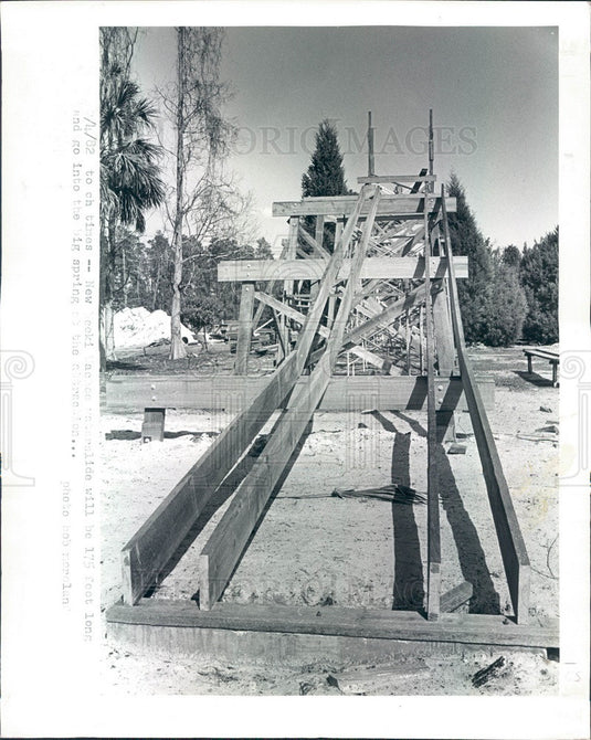 1982 Weeki Wachee Spring, Florida Waterslide Construction Press Photo - Historic Images
