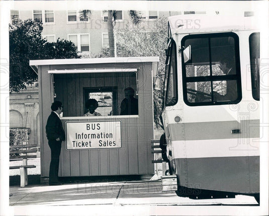 1976 Bradenton, Florida Bus Ticket Booth Press Photo - Historic Images