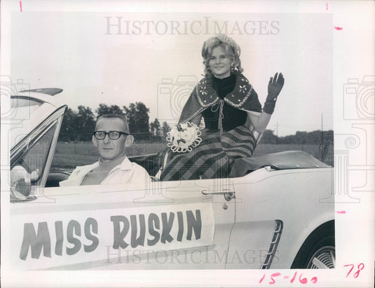1967 Ruskin, Florida Ruskin Days Parade Miss Ruskin Melaine Stafford Press Photo - Historic Images