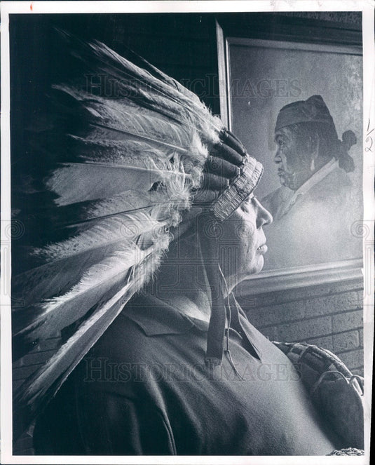 1963 Golden, Colorado Indian Artifacts Collector Russ Langford Press Photo - Historic Images
