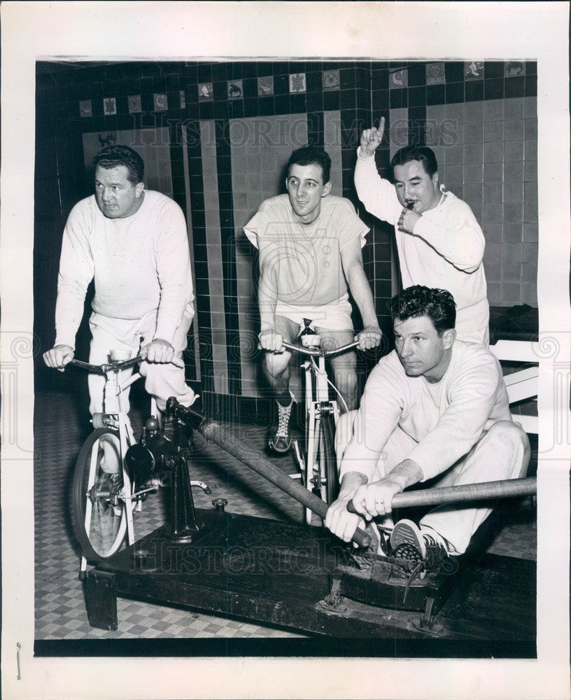 1951 Chicago, Illinois Lake Shore Club Press Photo - Historic Images