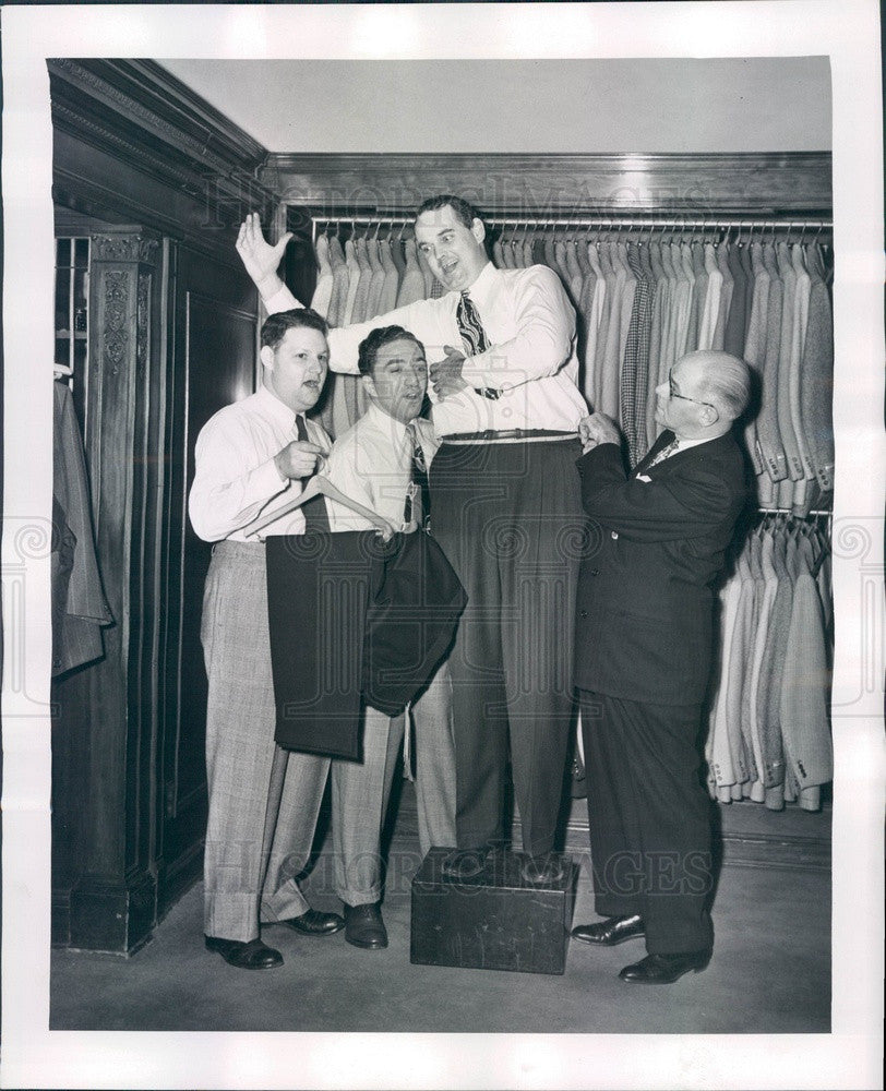 1947 Radio Show Truth or Consequences Chicago Contestants Press Photo - Historic Images