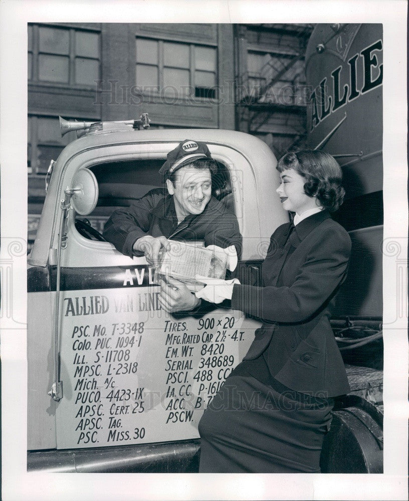 1949 Radio Show Truth or Consequences Host Ralph Edwards Stunt Press Photo - Historic Images