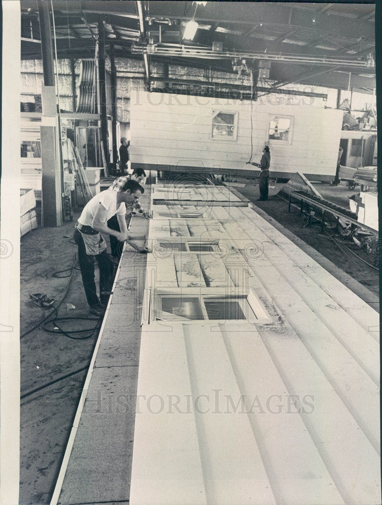 1969 Crestwood, Illinois Medemas Builders Plant Prefabricated Homes Press Photo - Historic Images