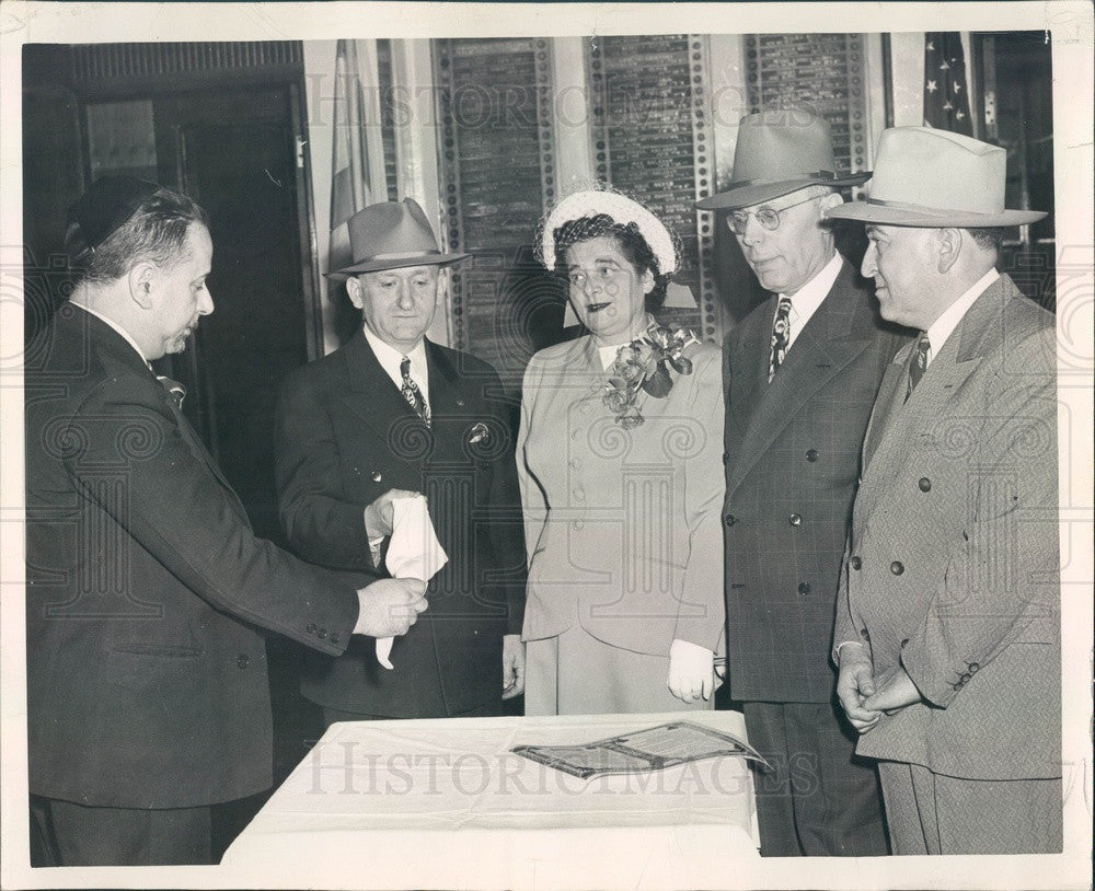 1947 Chicago, Illinois Yiddish Poet Selig Hebler Wedding Custom Press Photo - Historic Images