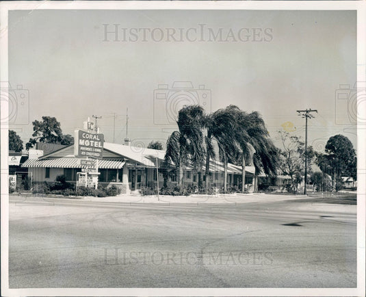 1965 St. Petersburg, Florida Coral Motel Press Photo - Historic Images