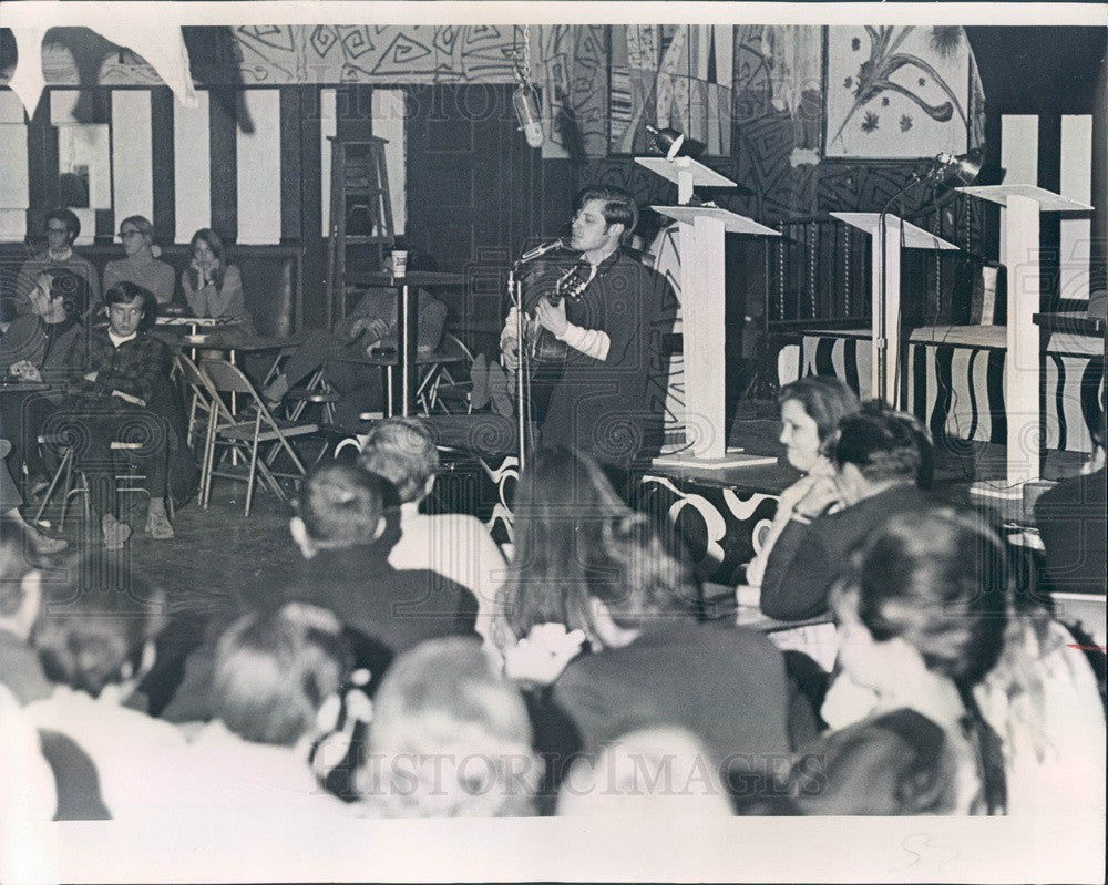 1968 Hollywood Actor &amp; Folk Singer John Harrison Press Photo - Historic Images