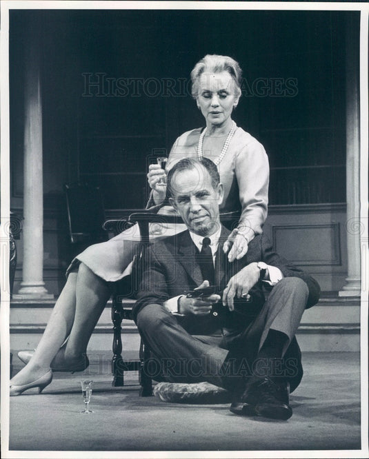 1967 Hollywood Actors Jessica Tandy & Hume Cronyn A Delicate Balance Press Photo - Historic Images