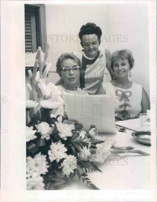 1968 St. Petersburg Florida Dolphinettes Club Members Press Photo - Historic Images