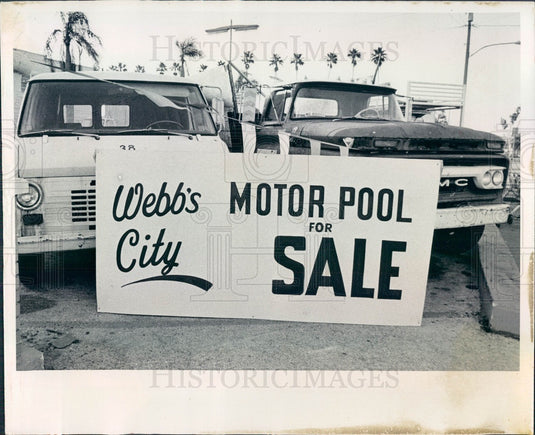 1977 St. Petersburg, Florida Webb's City Motor Pool For Sale Press Photo - Historic Images