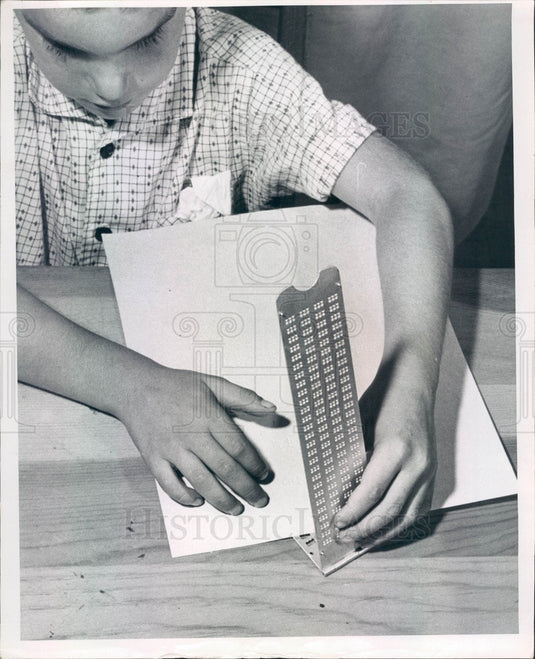 1958 Braille Slate Press Photo - Historic Images