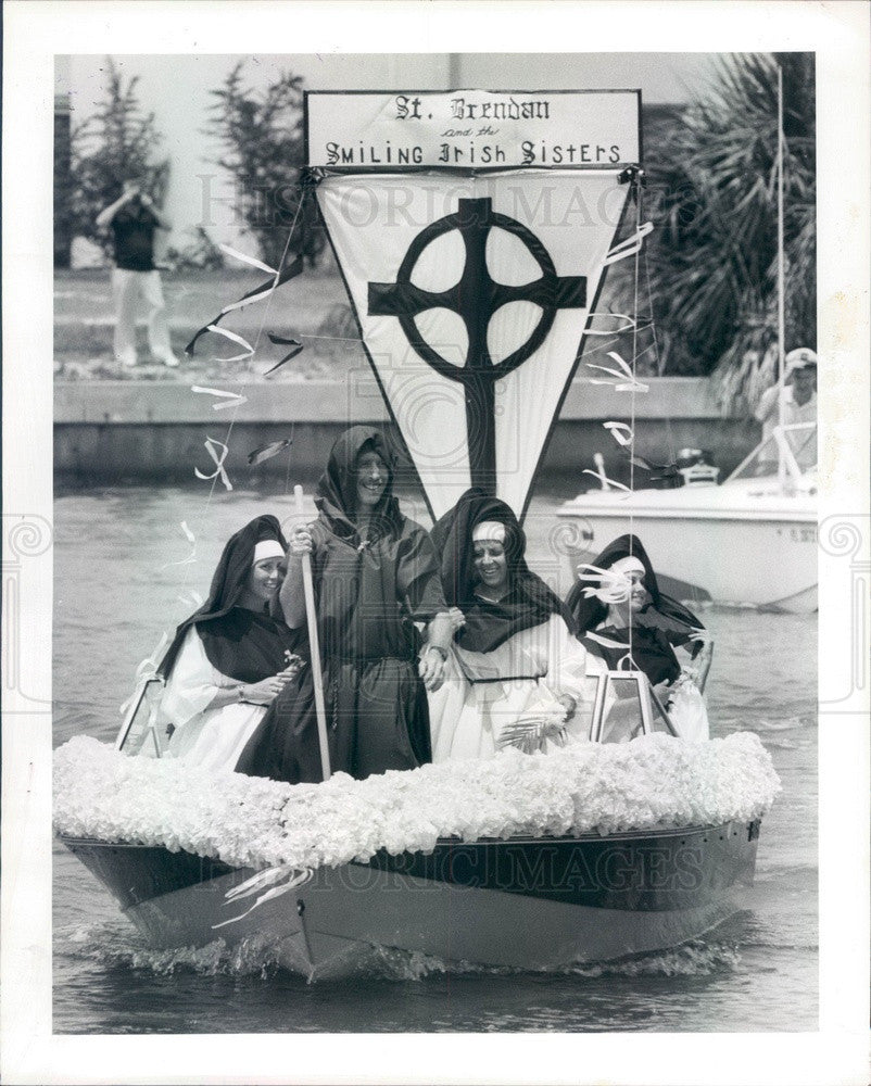 1985 St. Petersburg Florida St Brendan Catholic Church Boat Blessing Press Photo - Historic Images