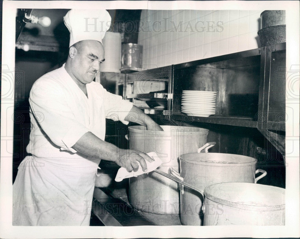 1944 Washington, DC Senate Restaurant Cook Leroy Forgy Press Photo - Historic Images