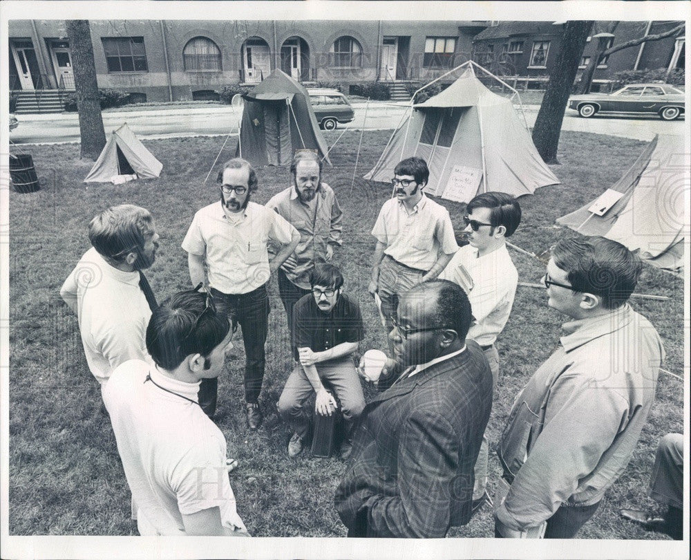 1969 Chicago, IL Seminarians Organized for Racial Justice Press Photo - Historic Images