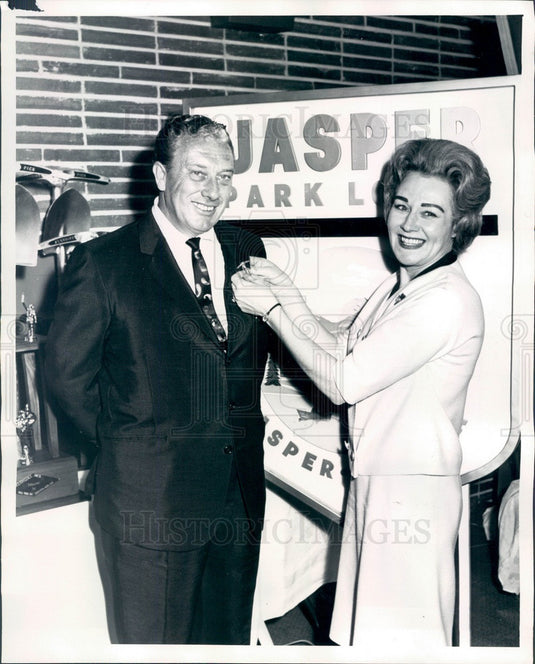1965 Denver, Colorado Hair Stylist Mr. Mack Press Photo - Historic Images