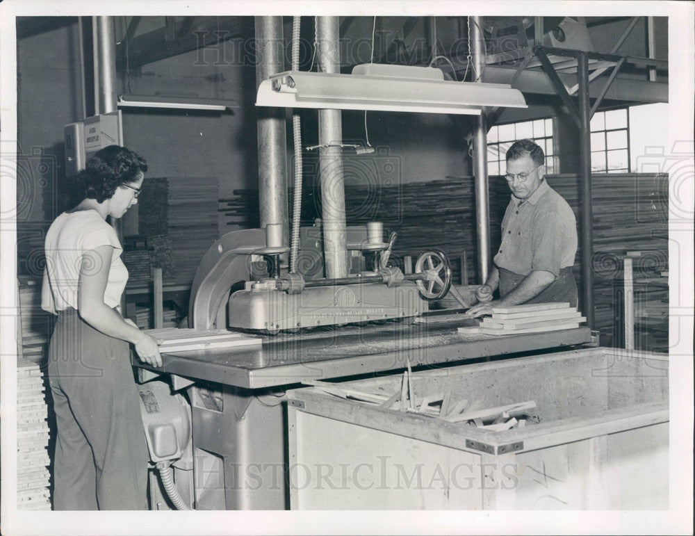 1951 St. Petersburg Florida Kempker Furniture Manufacturing Company Press Photo - Historic Images