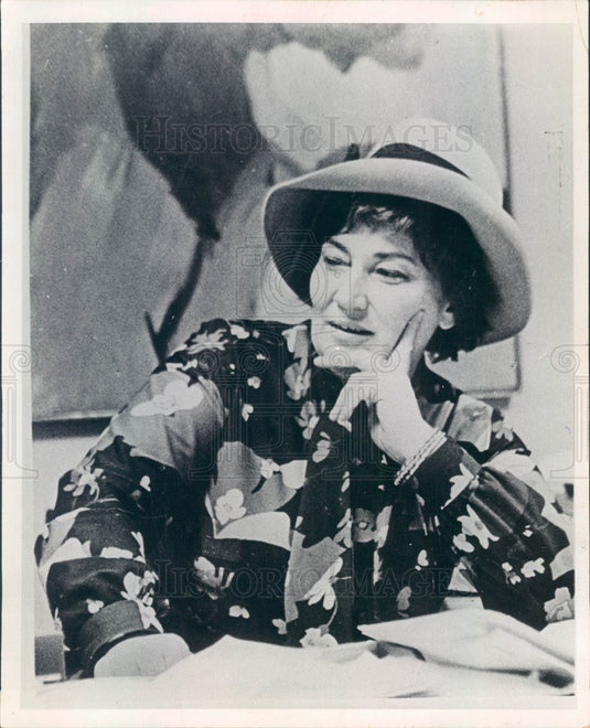 1974 New York Congresswoman Bella Abzug, Women's Movement Leader Press Photo - Historic Images